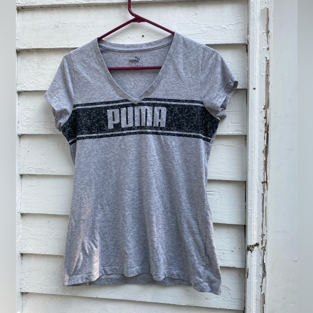 Puma Gray Fitted Short Sleeve Tee V-neck